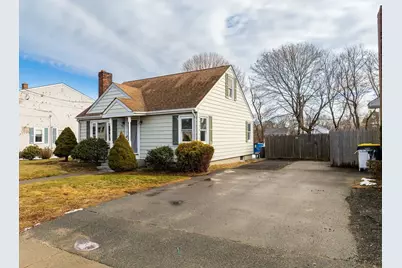 804 County St #1, Somerset, MA 02726 - Photo 9