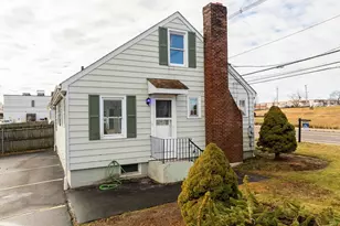 804 County St, Somerset, MA 02726 - Photo 33