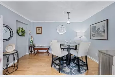 8 Juniper St #22, Brookline, MA 02445 - Photo 5