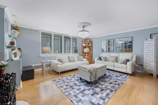 8 Juniper St, Brookline, MA 02445 - Photo 3