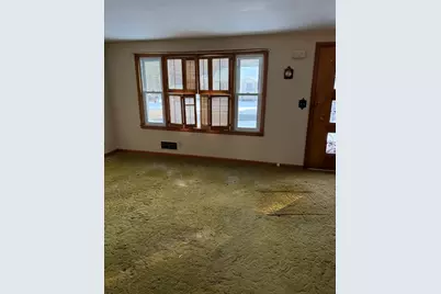 9 Sunset Dr, Orange, MA 01364 - Photo 9