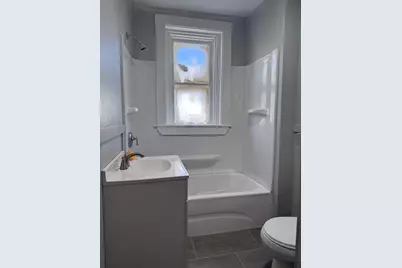 36 Endicott St #1R, Salem, MA 01970 - Photo 7