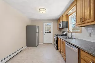 43 Little John Dr, Billerica, MA 01821 - Photo 5