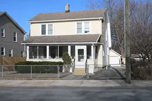 144 Washington St, Springfield, MA 01108 - Photo 1