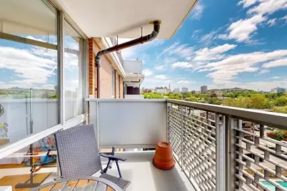 45 Longwood Ave #812, Brookline, MA 02446 - Photo 13