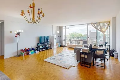 45 Longwood Ave #812, Brookline, MA 02446 - Photo 1