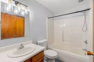 37 Highland St, Auburn, MA 01501 - Photo 13