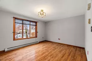 37 Highland St, Auburn, MA 01501 - Photo 9