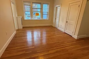 21 Sanborn St, Reading, MA 01867 - Photo 5