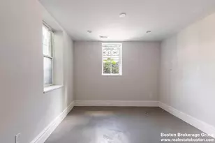 89 Cedar St, Boston, MA 02119 - Photo 17