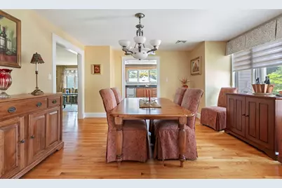17 Gilbert Street #2, Newton, MA 02465 - Photo 5