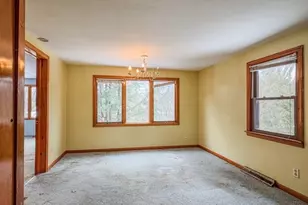 293 Morgan St, South Hadley, MA 01075 - Photo 13