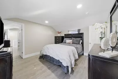 46 Pelham Street, Methuen, MA 01844 - Photo 15