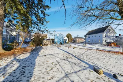 46 Pelham Street, Methuen, MA 01844 - Photo 25