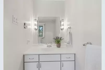 203 Green Hill Rd, Longmeadow, MA 01106 - Photo 15