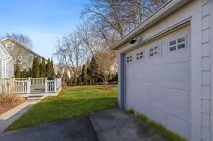 9 Wildwood Rd, Medford, MA 02155 - Photo 35