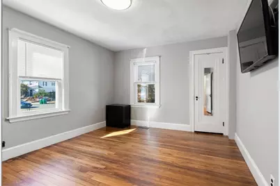 9 Wildwood Rd, Medford, MA 02155 - Photo 19