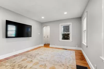 9 Wildwood Rd, Medford, MA 02155 - Photo 9