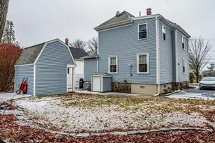 42 Bisson St, Beverly, MA 01915 - Photo 23