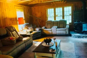 203 Brooks Ave, Templeton, MA 01468 - Photo 5