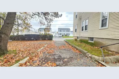 93 Arthur St #1W, Brockton, MA 02302 - Photo 9