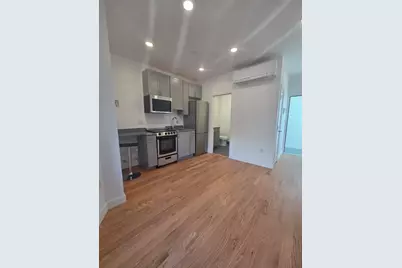 165 Hawthorne St #205, Chelsea, MA 02150 - Photo 1