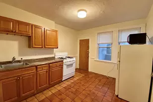 257 Beacon St, Somerville, MA 02143 - Photo 7