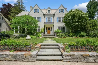 15 Hubbard Park Rd, Cambridge, MA 02138 - Photo 1