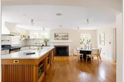 15 Hubbard Park Rd, Cambridge, MA 02138 - Photo 9