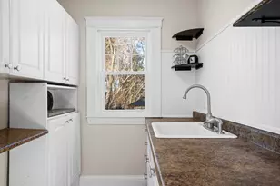 39 Johnson St, Millbury, MA 01527 - Photo 21