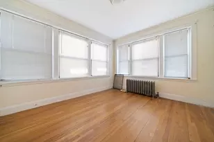 221 St Paul St, Brookline, MA 02446 - Photo 9