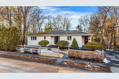 7 Pinewood Rd, Peabody, MA 01960 - Photo 1