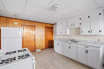 4 Sutherland St #4-1, Lowell, MA 01850 - Photo 11