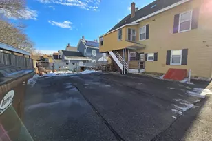 4 Sutherland St, Lowell, MA 01850 - Photo 13