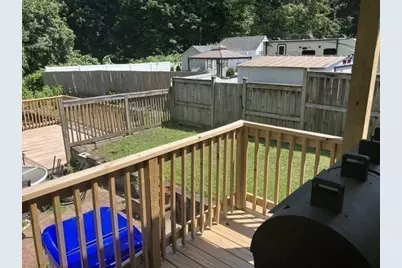 55 Mandalay Rd, Springfield, MA 01118 - Photo 7