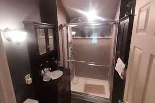 55 Mandalay Rd, Springfield, MA 01118 - Photo 5