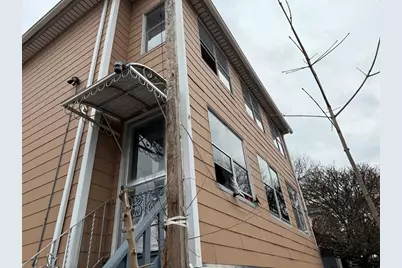 4 Maxwell Ct, Worcester, MA 01607 - Photo 3