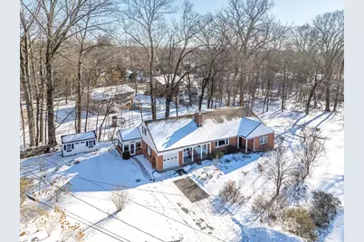 51 Candice Cir, Springfield, MA 01107 - Photo 3