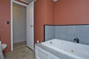 93 Grochmal Ave, Springfield, MA 01151 - Photo 17