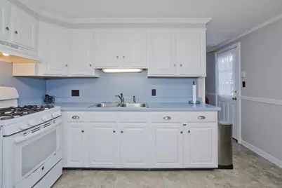 93 Grochmal Avenue #12, Springfield, MA 01151 - Photo 3