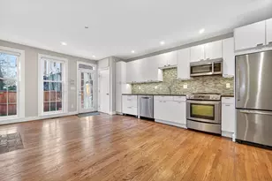 42 Clarendon St, Boston, MA 02116 - Photo 3