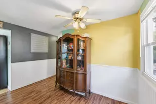 60 Hawthorn St, Chicopee, MA 01020 - Photo 11