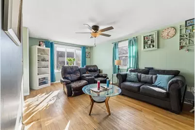 60 Hawthorn Street, Chicopee, MA 01020 - Photo 5