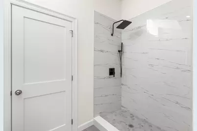 232 Lake Dr, Hamilton, MA 01982 - Photo 17