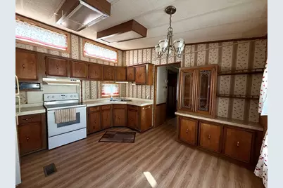 15 Nelligan Dr, Chicopee, MA 01020 - Photo 3