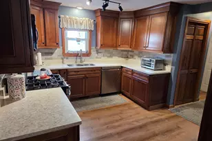 117 Warren Ave, Marlborough, MA 01752 - Photo 3