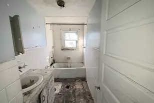 6 Barker St, Palmer, MA 01080 - Photo 9