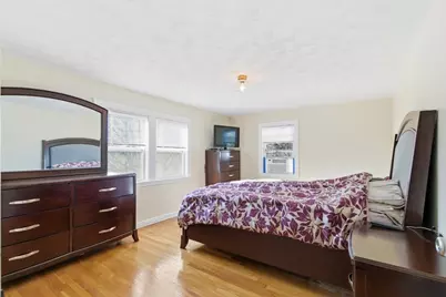 72 Redlands Rd, Boston, MA 02132 - Photo 7