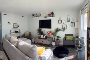 50 Williamsburg Dr, Springfield, MA 01108 - Photo 5