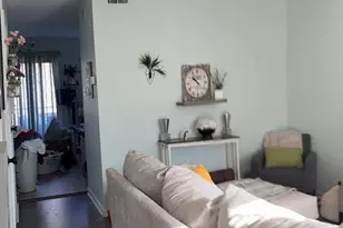 50 Williamsburg Dr, Springfield, MA 01108 - Photo 7